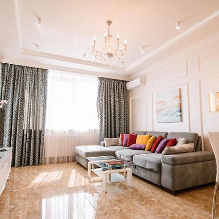 Luxury For Business & Pleasure Royal 1 Apartamento Kiev Exterior foto