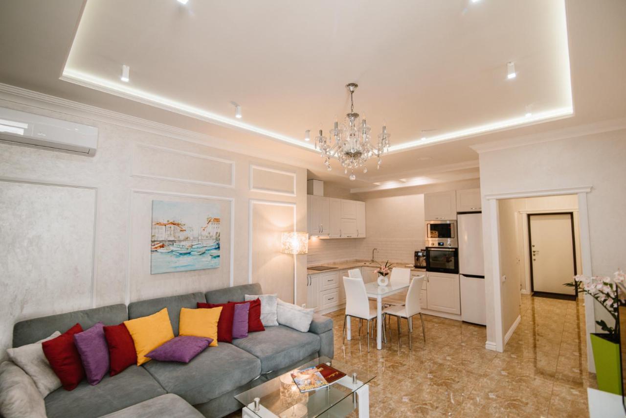 Luxury For Business & Pleasure Royal 1 Apartamento Kiev Exterior foto