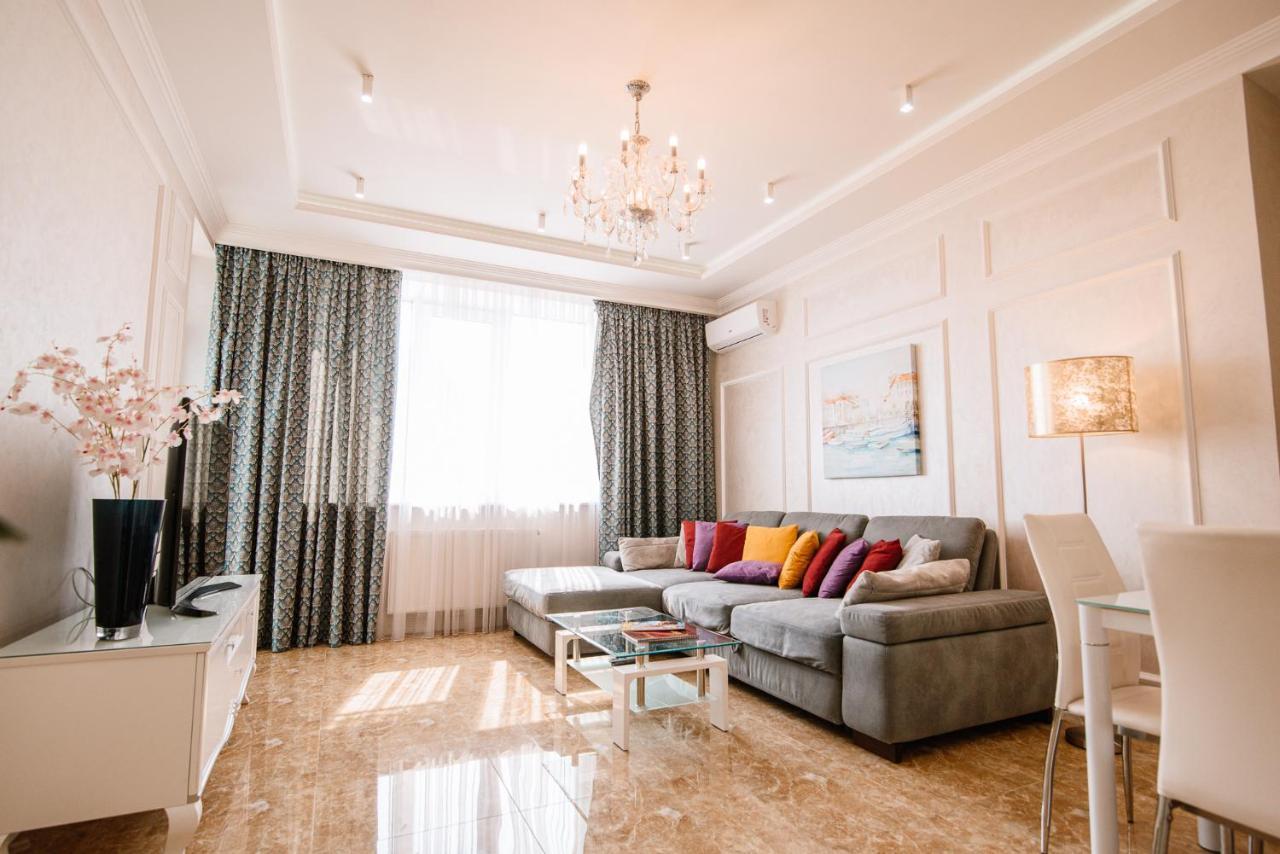 Luxury For Business & Pleasure Royal 1 Apartamento Kiev Exterior foto