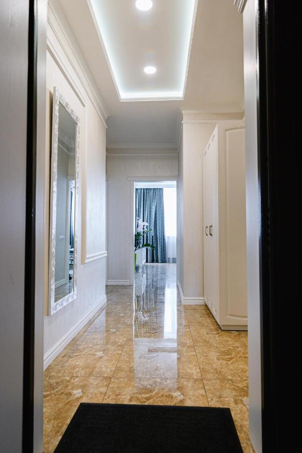 Luxury For Business & Pleasure Royal 1 Apartamento Kiev Exterior foto